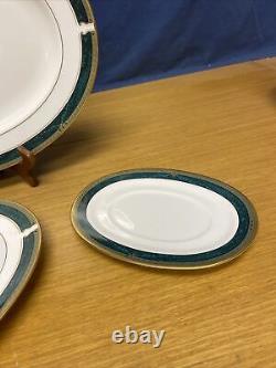 2 Lenox Classics Classic Edition Green & Gold 16 & 13 1/4 Oval Platters