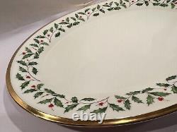 Lenox Holiday Dimension Serving Platter Christmas Holly Gold Rim 16 inch