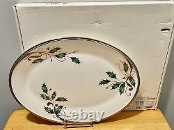 Lenox Holiday Nouveau Platinum White 13 Oval Serving Platter