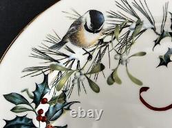 Lenox Winter Greetings Catherine McClung Oval Serving Platter 13 Cardinal