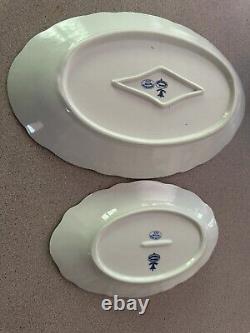 Pair Vtg ZWIEBELMUSTER Czekoslovakia Blue Onion Oval Serving Platters Scalloped