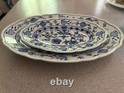 Pair Vtg ZWIEBELMUSTER Czekoslovakia Blue Onion Oval Serving Platters Scalloped